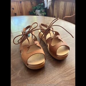 Swedish Hasbeens  Lace Up Clog Sandal, size US 9/ EU 40